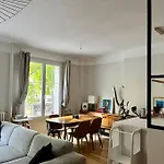Appartement Typique Proche Tour Eiffel